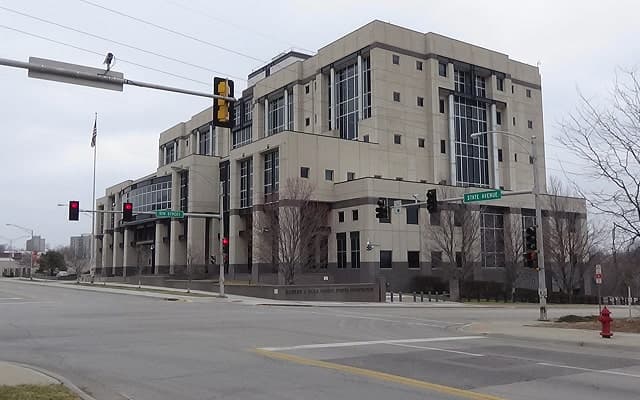 How Many Federal Courts Are in Kansas?